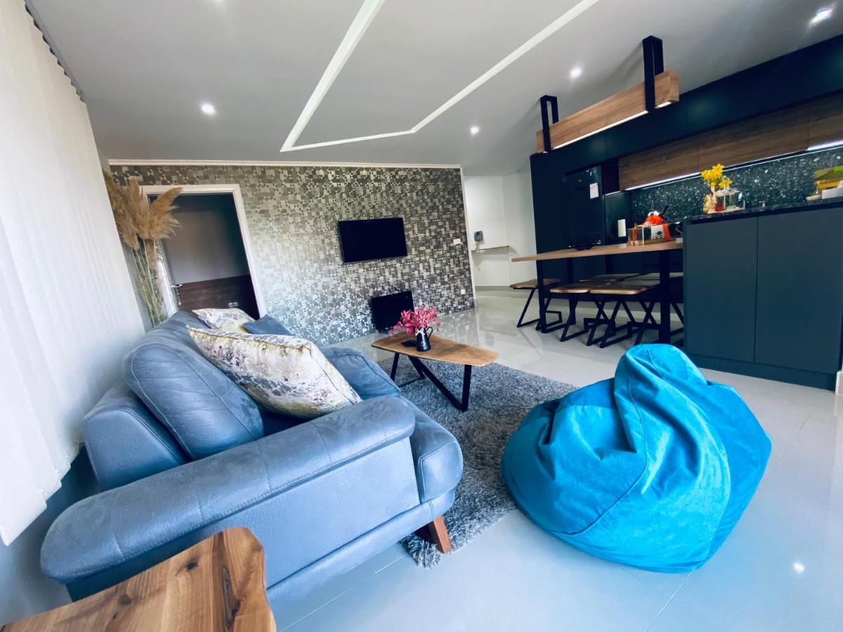 Aqua Blue Lakeview Apartment Ohrid Pestani Exterior photo