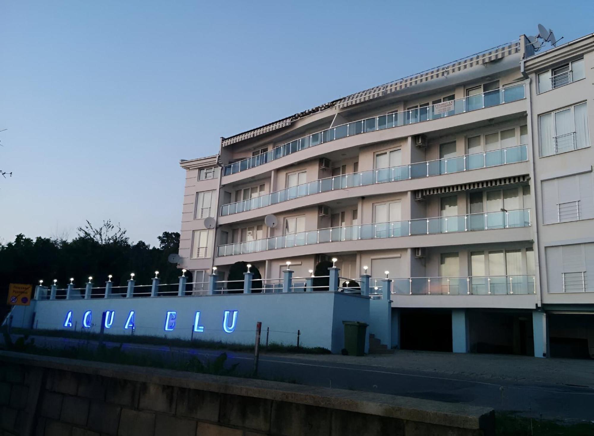 Aqua Blue Lakeview Apartment Ohrid Pestani Exterior photo